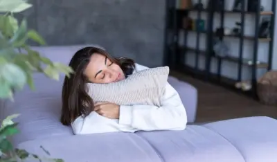 Improves sleep quality - Moon icon